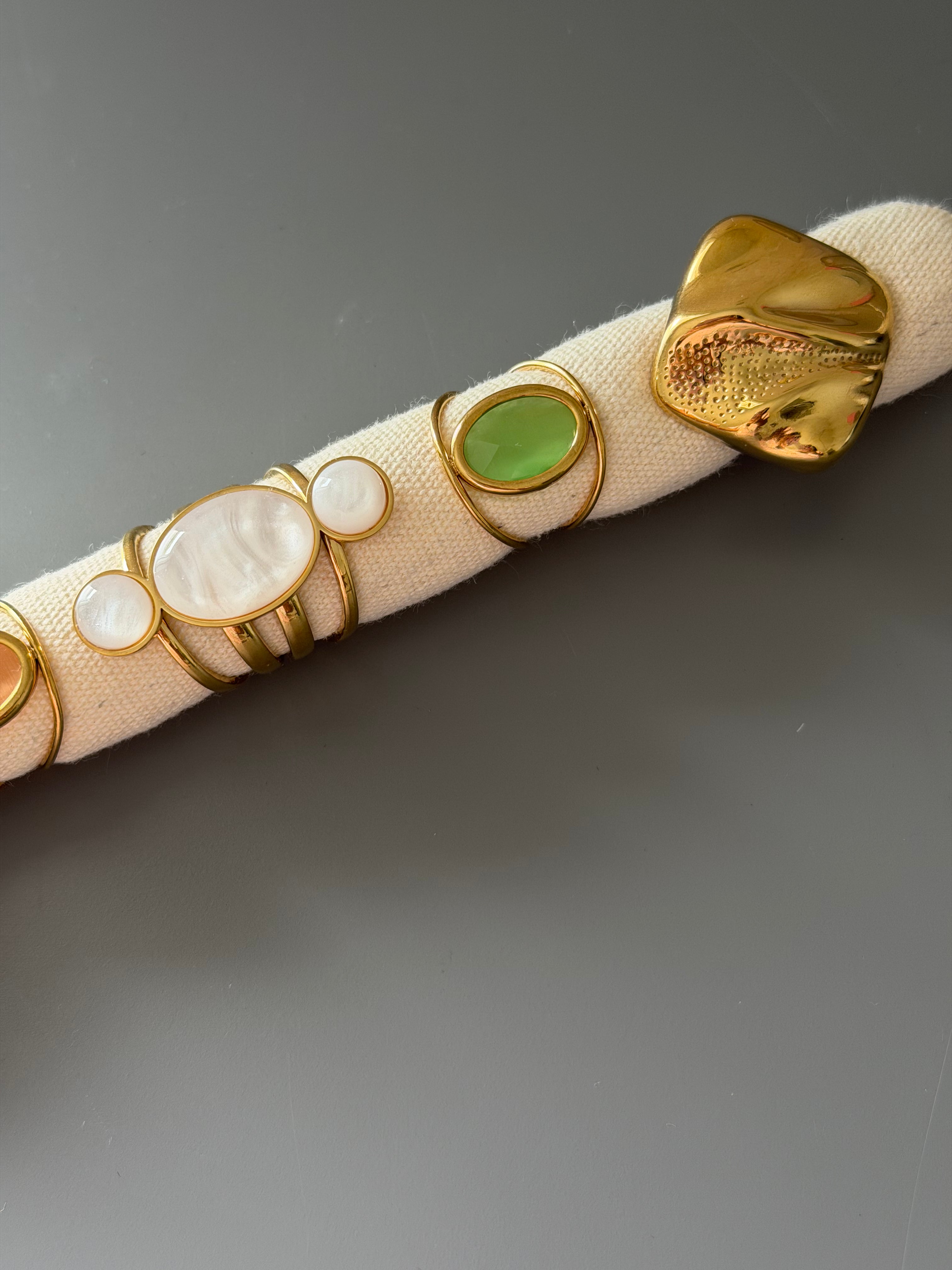 Mix rings