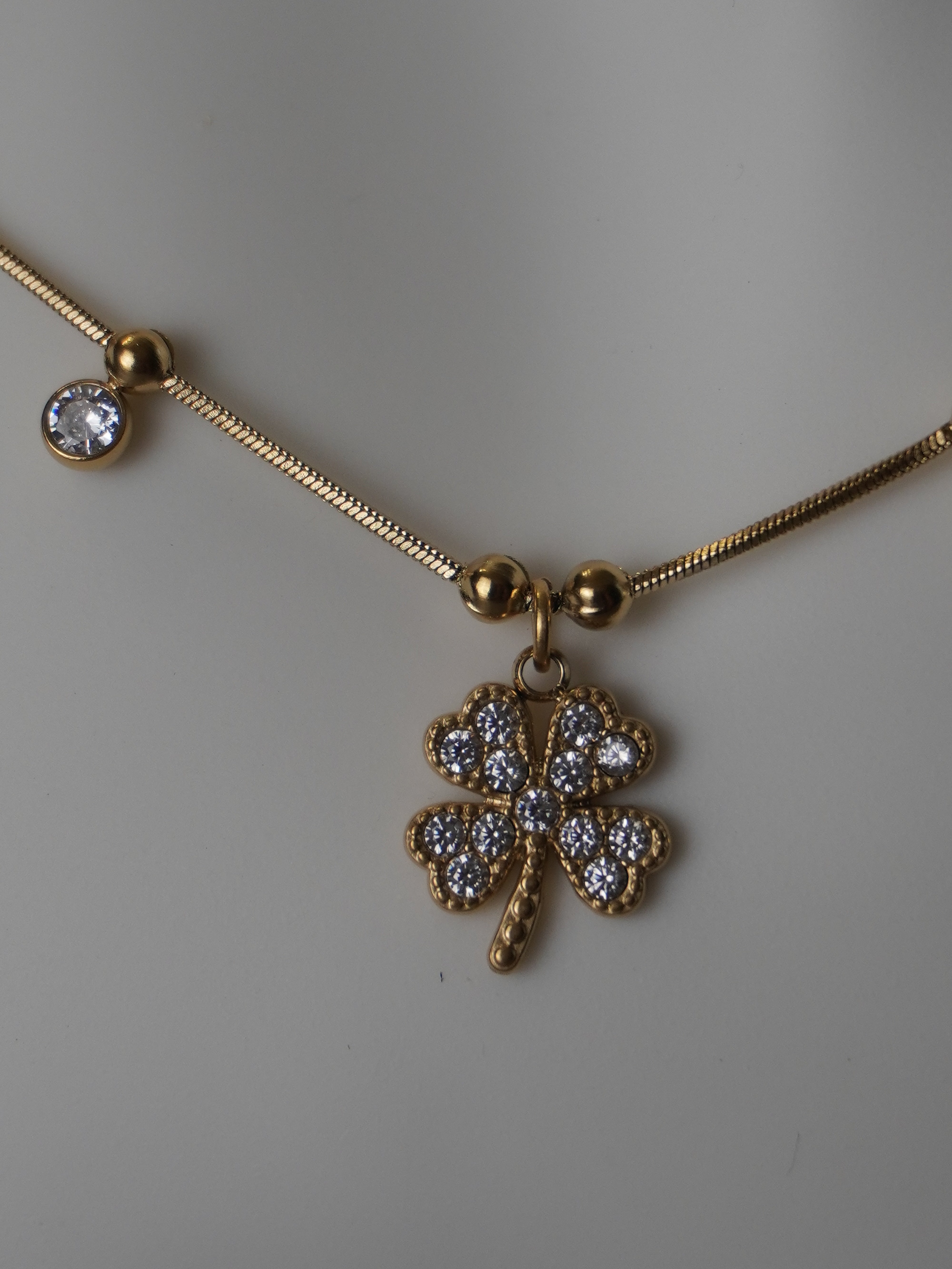 CHARM LUCKY